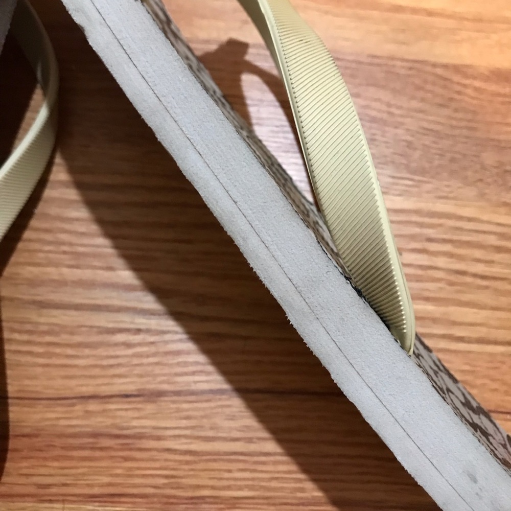 🩴 COACH Flip Flops - Picture 4 of 6